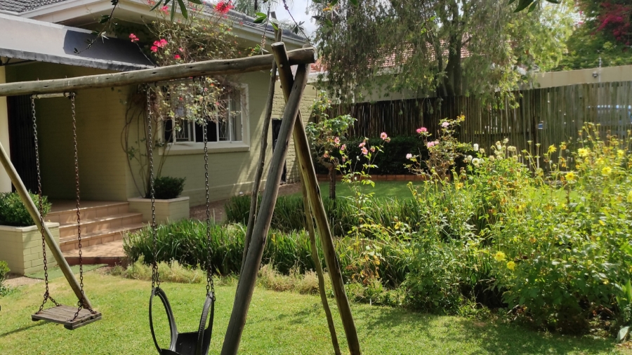 2 Bedroom Property for Sale in Highlands North Gauteng