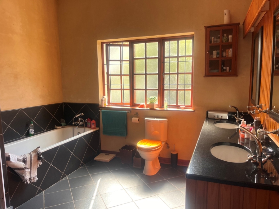 To Let 2 Bedroom Property for Rent in Highlands North Gauteng