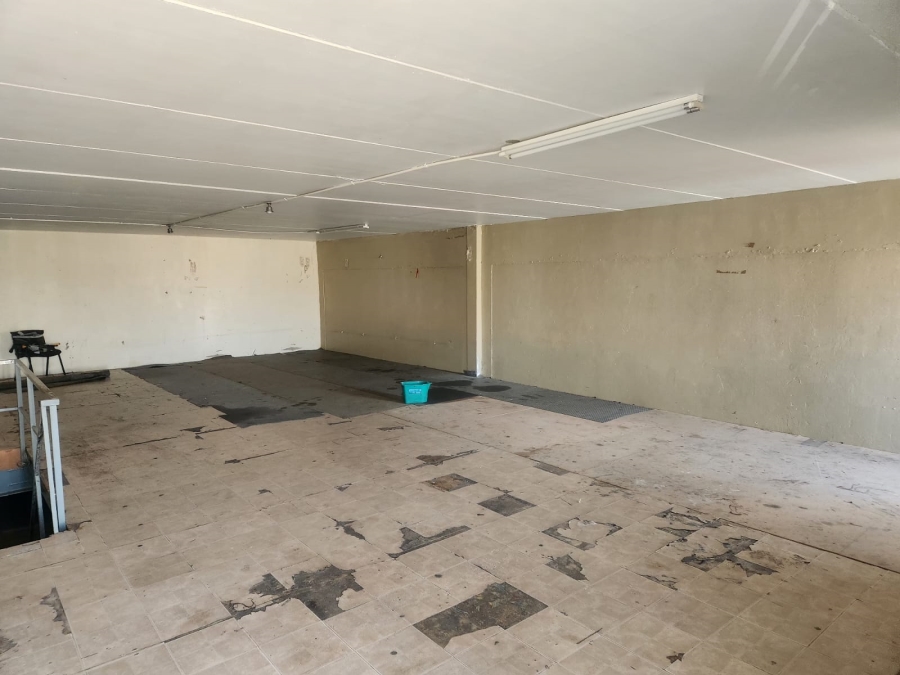 Commercial Property for Sale in Halfway House Gauteng