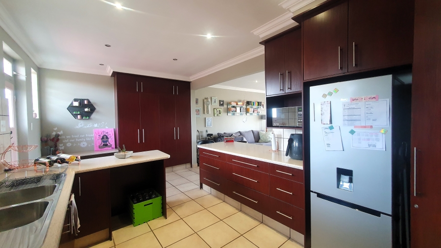 1 Bedroom Property for Sale in Lambton Gauteng