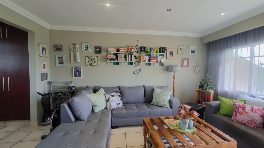 1 Bedroom Property for Sale in Lambton Gauteng
