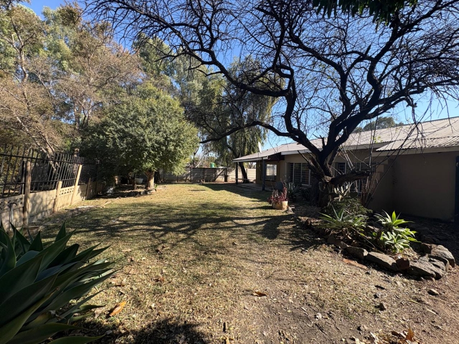 6 Bedroom Property for Sale in Bon Accord Gauteng