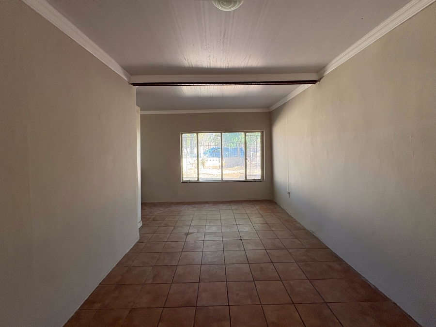 6 Bedroom Property for Sale in Bon Accord Gauteng