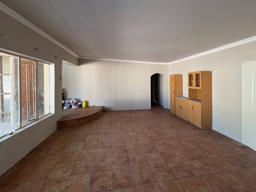 6 Bedroom Property for Sale in Bon Accord Gauteng