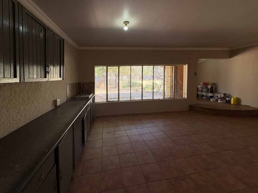 6 Bedroom Property for Sale in Bon Accord Gauteng