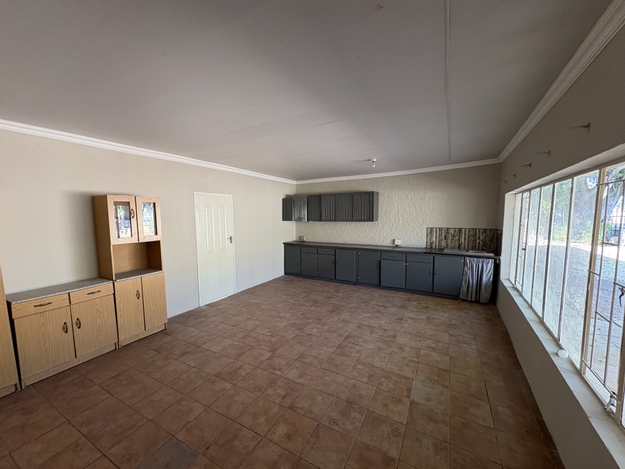 6 Bedroom Property for Sale in Bon Accord Gauteng