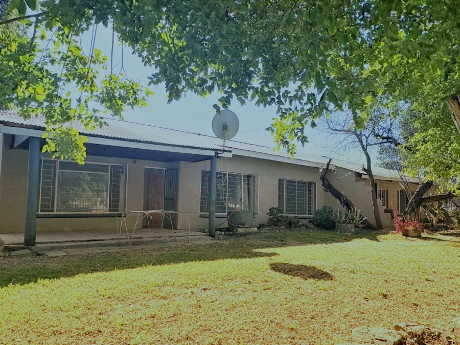 6 Bedroom Property for Sale in Bon Accord Gauteng