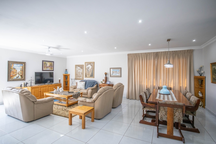 4 Bedroom Property for Sale in Magalieskruin Gauteng