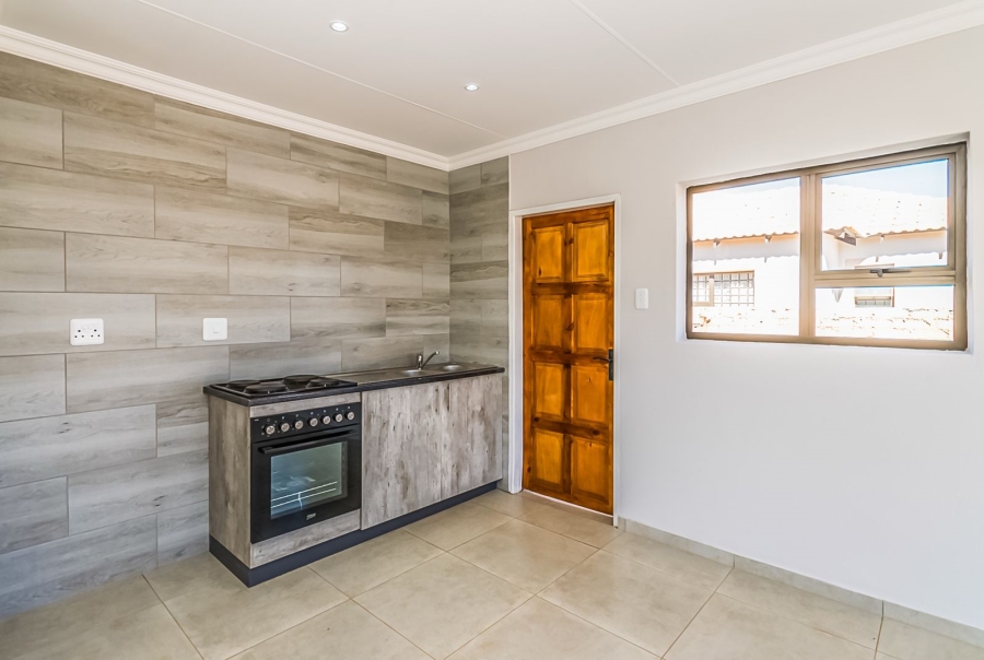2 Bedroom Property for Sale in Reigerpark Gauteng