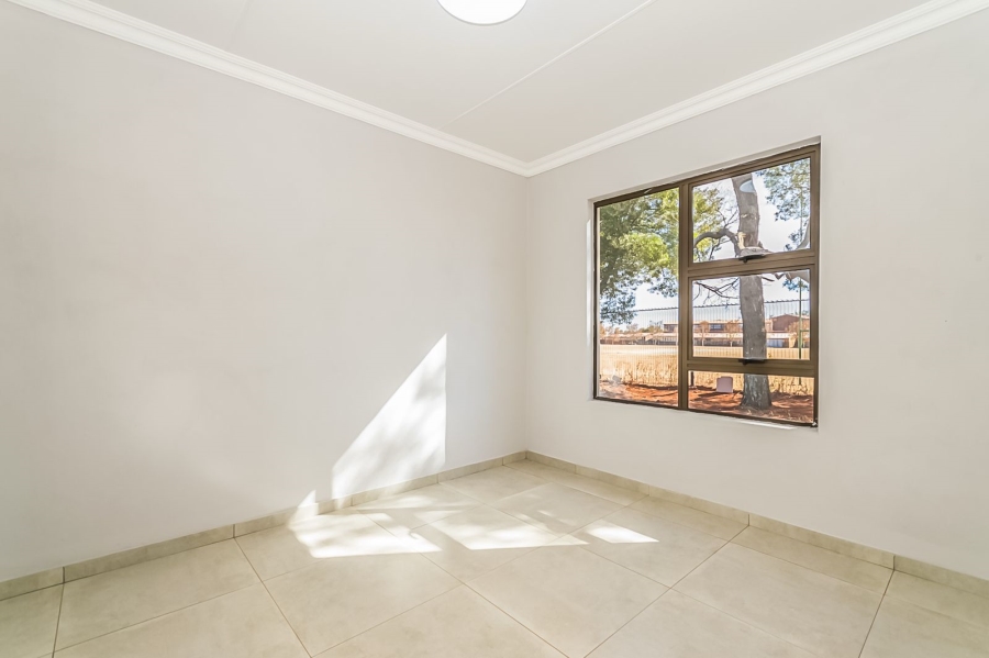 2 Bedroom Property for Sale in Reigerpark Gauteng