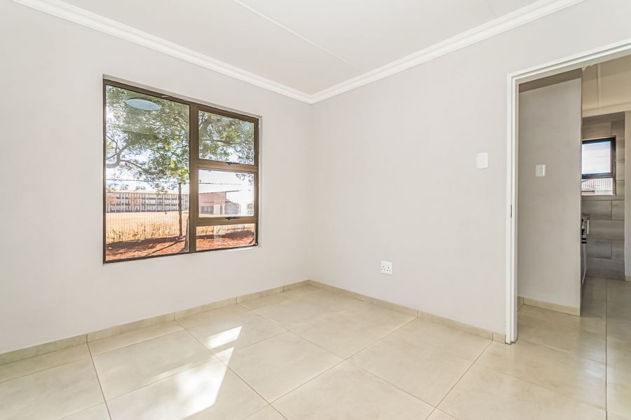 2 Bedroom Property for Sale in Reigerpark Gauteng
