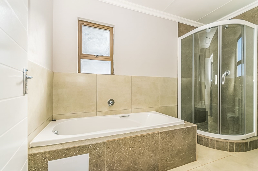 2 Bedroom Property for Sale in Reigerpark Gauteng