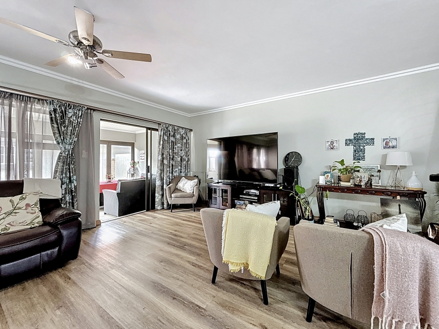 3 Bedroom Property for Sale in Equestria Gauteng
