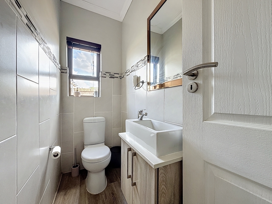 3 Bedroom Property for Sale in Equestria Gauteng