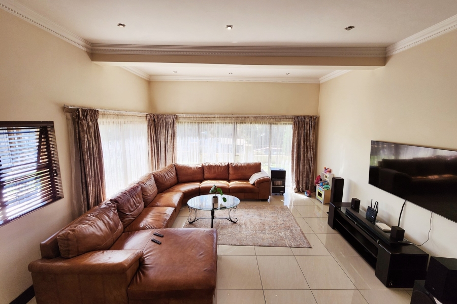 4 Bedroom Property for Sale in Blue Valley Golf Estate Gauteng