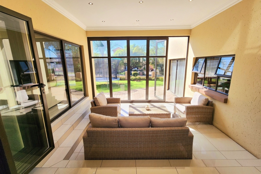 4 Bedroom Property for Sale in Blue Valley Golf Estate Gauteng