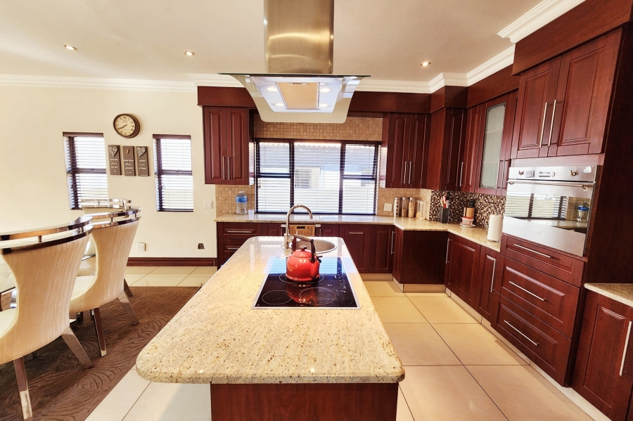 4 Bedroom Property for Sale in Blue Valley Golf Estate Gauteng