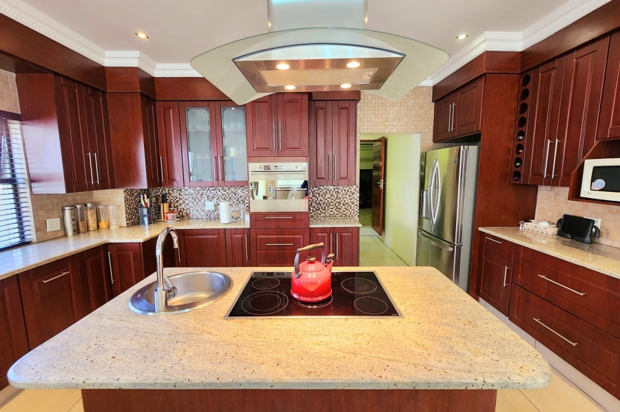 4 Bedroom Property for Sale in Blue Valley Golf Estate Gauteng