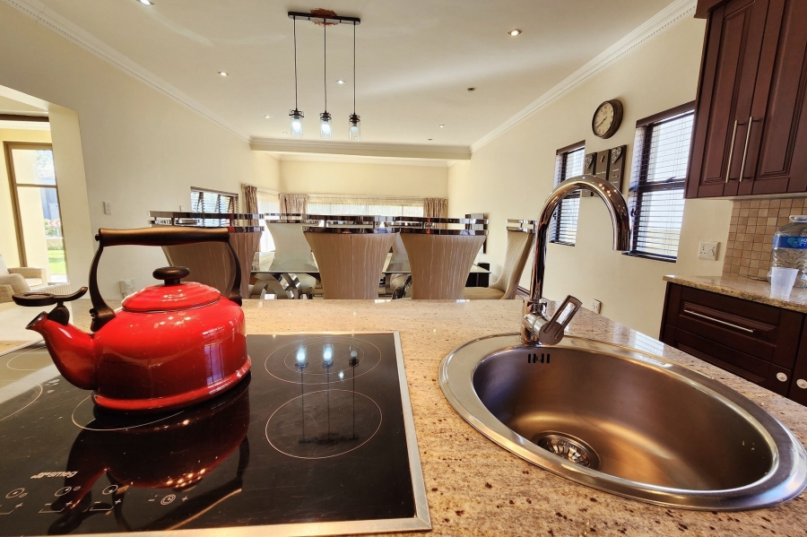 4 Bedroom Property for Sale in Blue Valley Golf Estate Gauteng