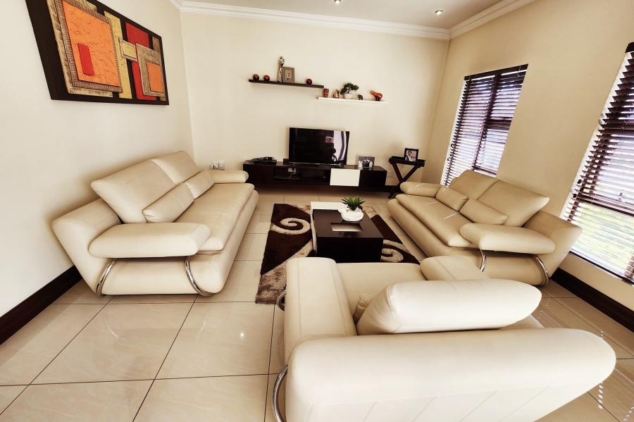 4 Bedroom Property for Sale in Blue Valley Golf Estate Gauteng