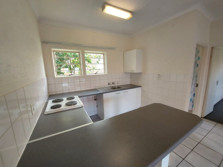 To Let 1 Bedroom Property for Rent in Magaliessig Gauteng