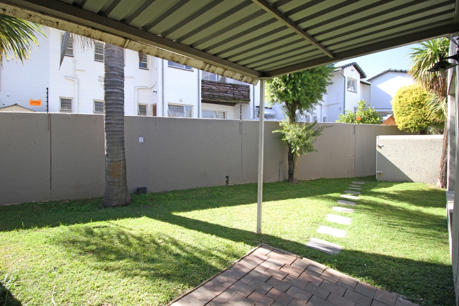 2 Bedroom Property for Sale in Weltevreden Park Gauteng