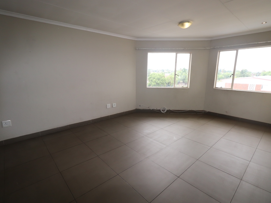 2 Bedroom Property for Sale in Edleen Gauteng