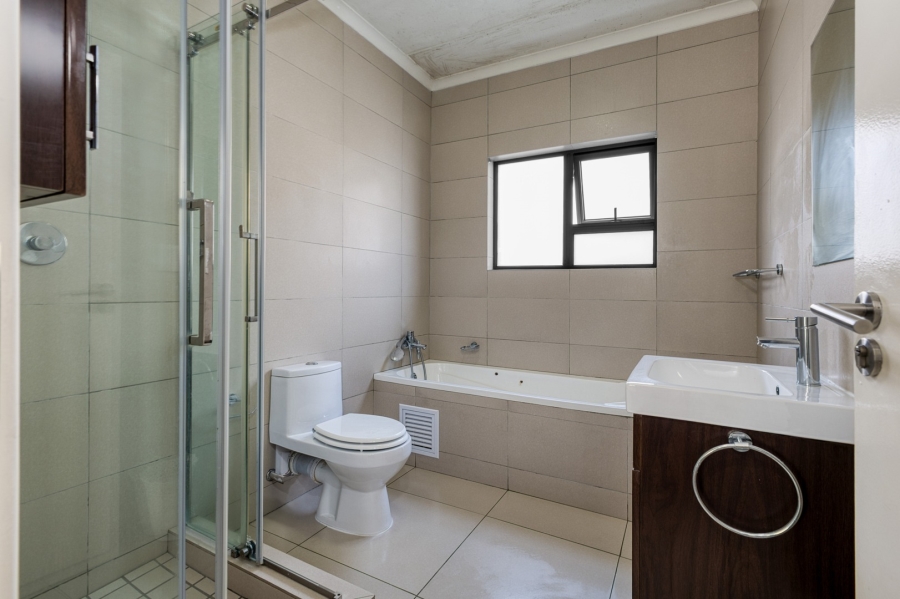 3 Bedroom Property for Sale in Fourways Gauteng