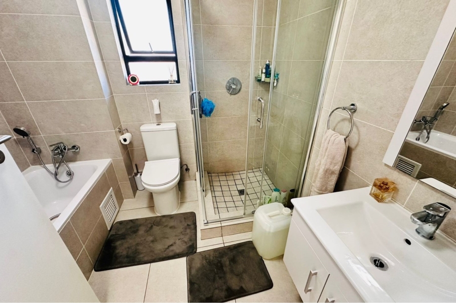 2 Bedroom Property for Sale in Northgate Gauteng