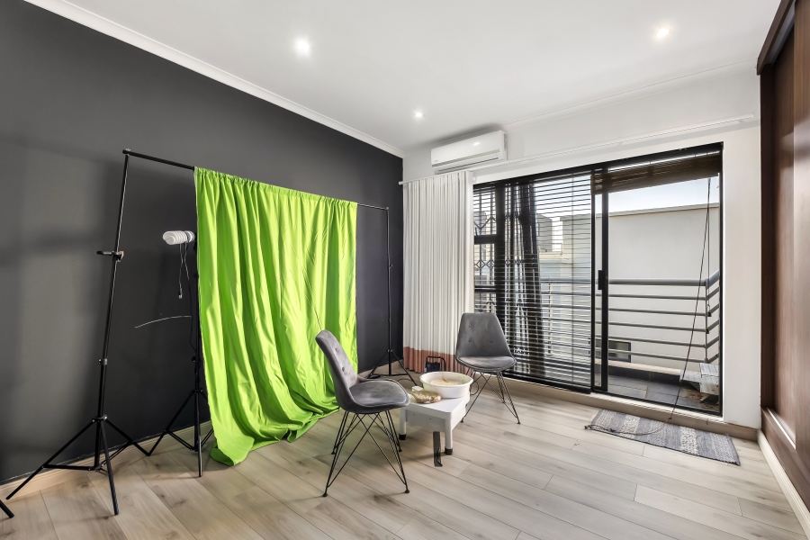 3 Bedroom Property for Sale in Dunkeld West Gauteng