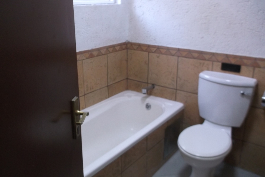 To Let 3 Bedroom Property for Rent in Norton Home Estate AH Gauteng