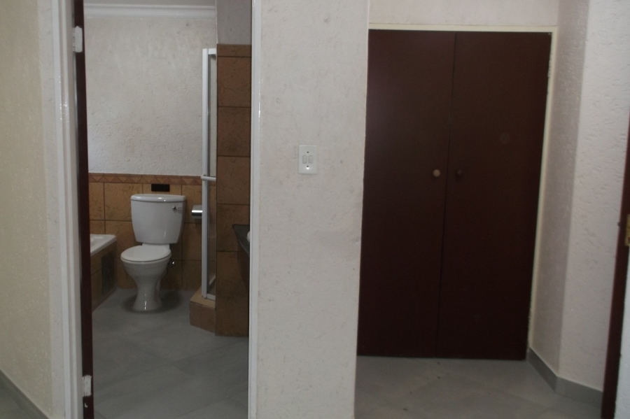 To Let 3 Bedroom Property for Rent in Norton Home Estate AH Gauteng
