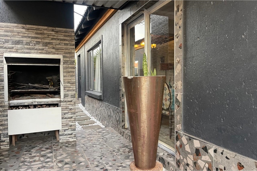 3 Bedroom Property for Sale in Munsieville South Gauteng