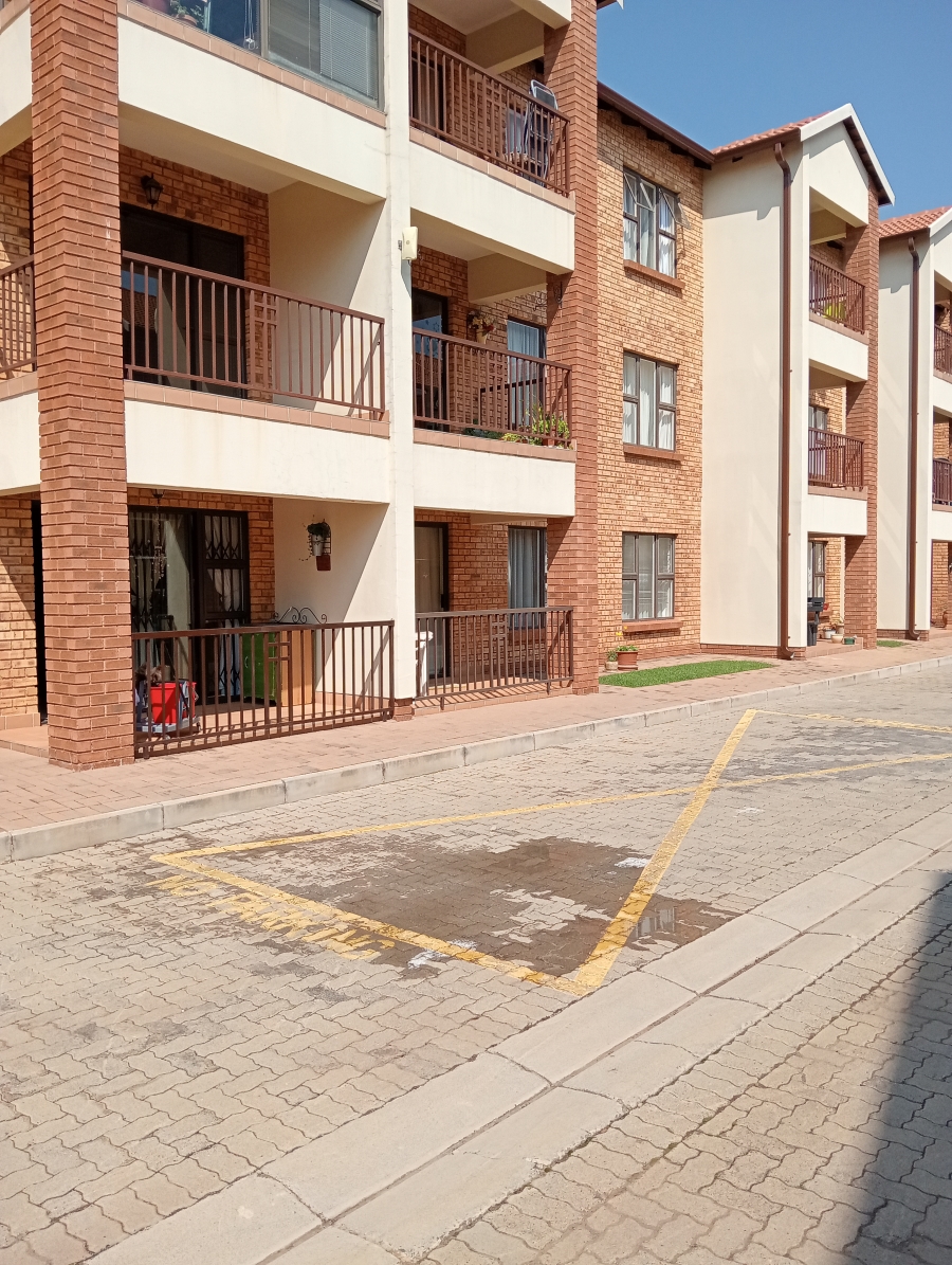 2 Bedroom Property for Sale in Brentwood Gauteng