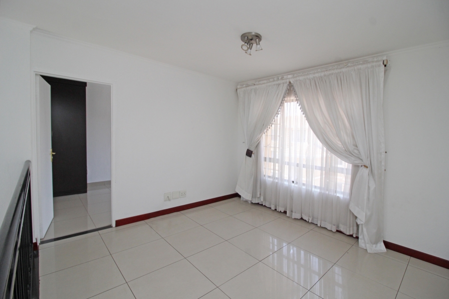 3 Bedroom Property for Sale in Carlswald Gauteng