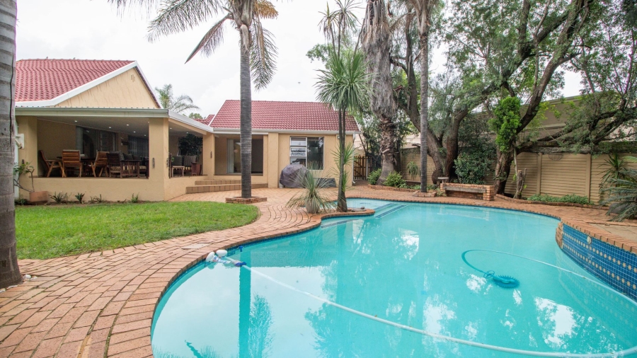 4 Bedroom Property for Sale in Eden Glen Gauteng