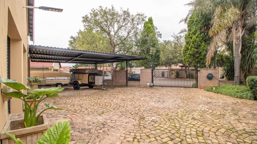 4 Bedroom Property for Sale in Eden Glen Gauteng