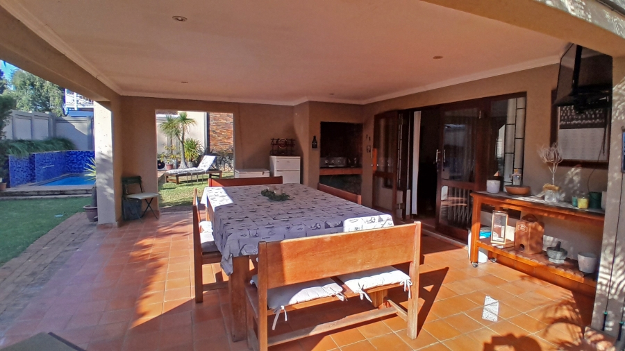 4 Bedroom Property for Sale in Rietondale Gauteng