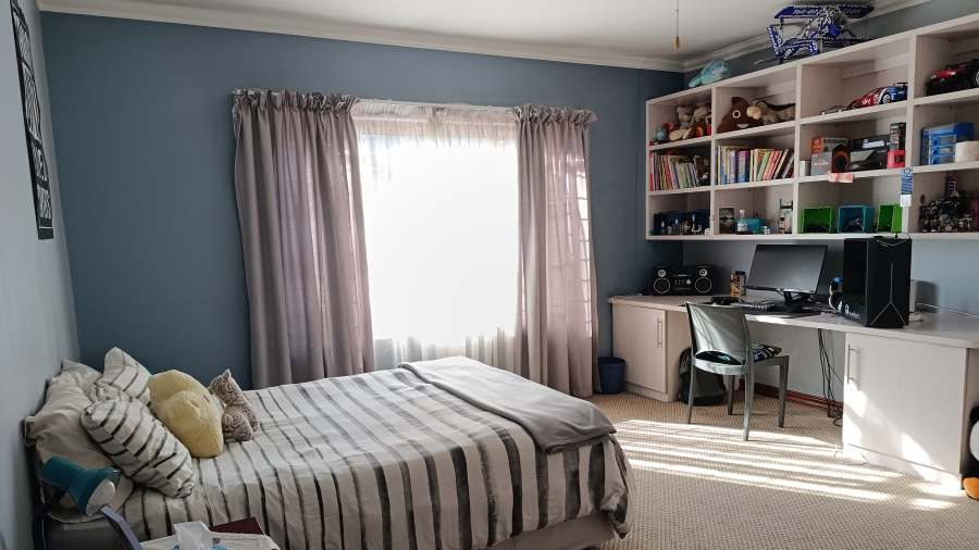 4 Bedroom Property for Sale in Rietondale Gauteng