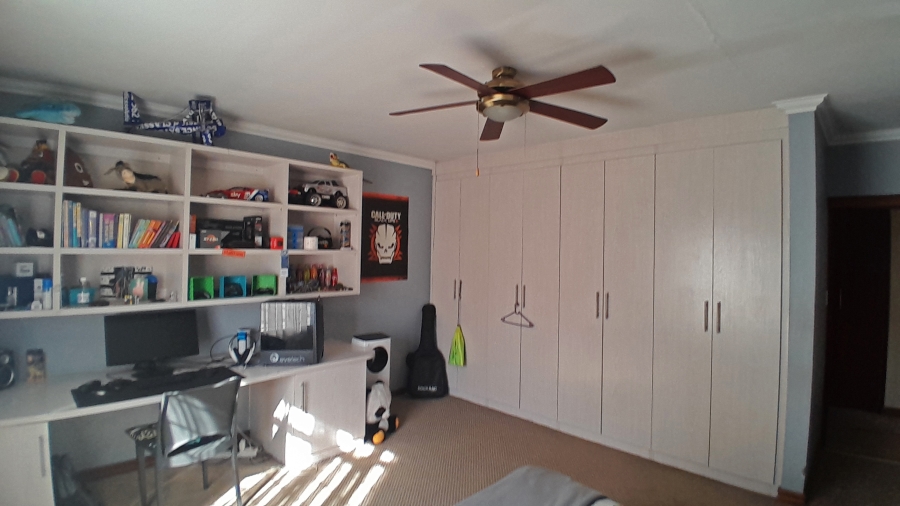 4 Bedroom Property for Sale in Rietondale Gauteng