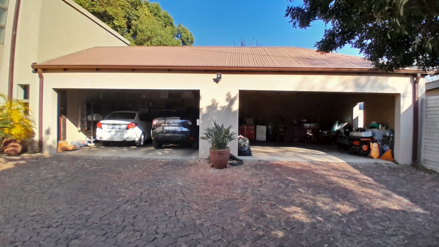 4 Bedroom Property for Sale in Rietondale Gauteng