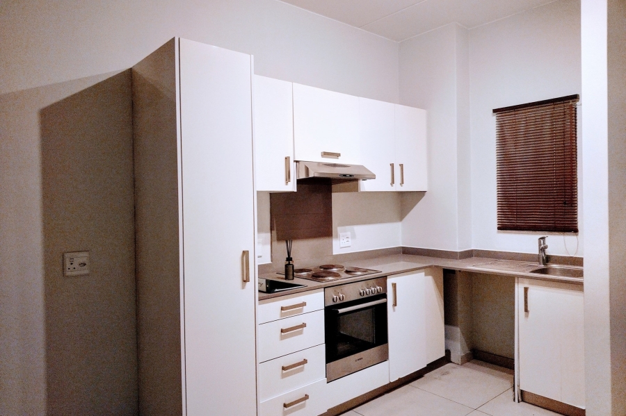 To Let 2 Bedroom Property for Rent in North Riding Gauteng