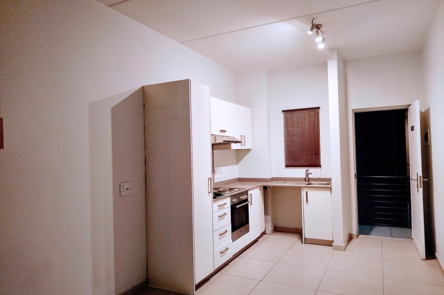 To Let 2 Bedroom Property for Rent in North Riding Gauteng