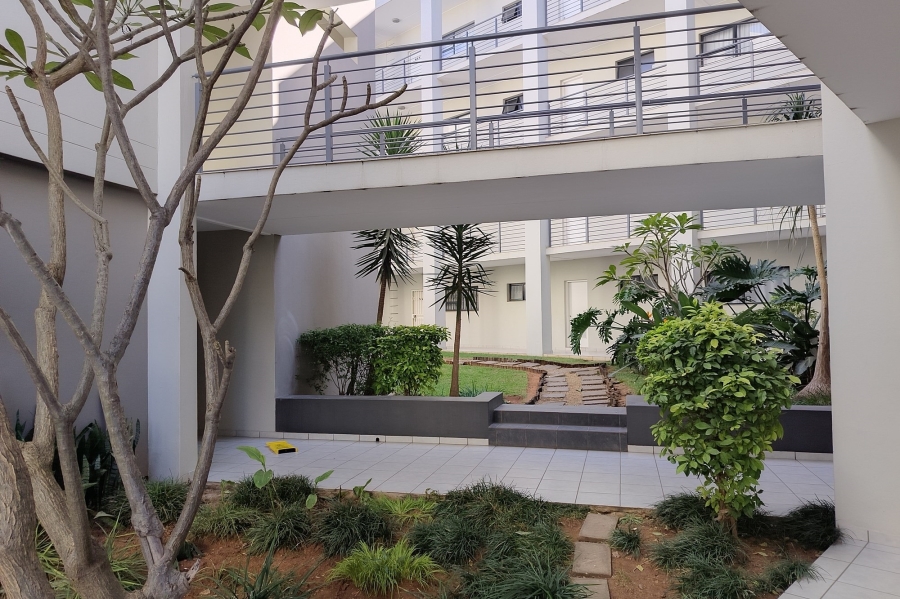 To Let 2 Bedroom Property for Rent in North Riding Gauteng