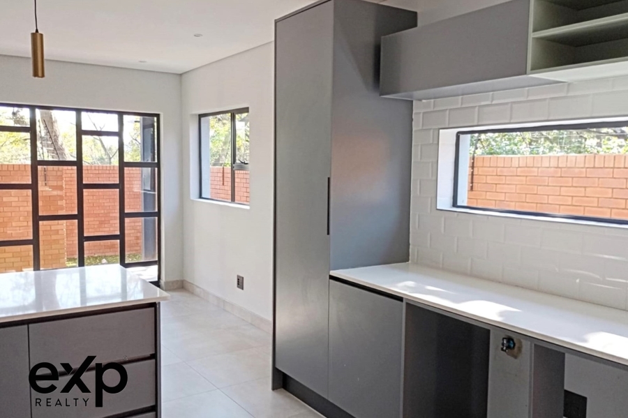 To Let 3 Bedroom Property for Rent in Rivonia Gauteng