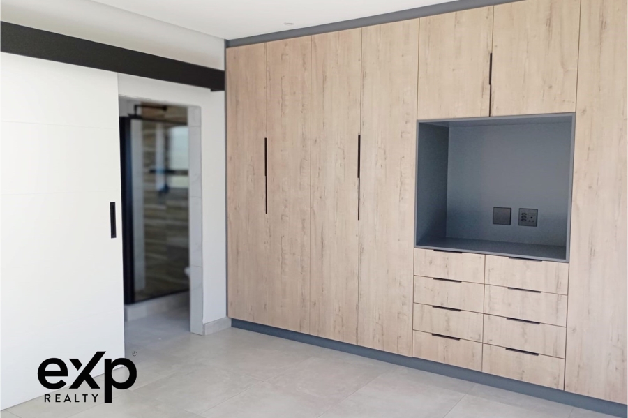 To Let 3 Bedroom Property for Rent in Rivonia Gauteng