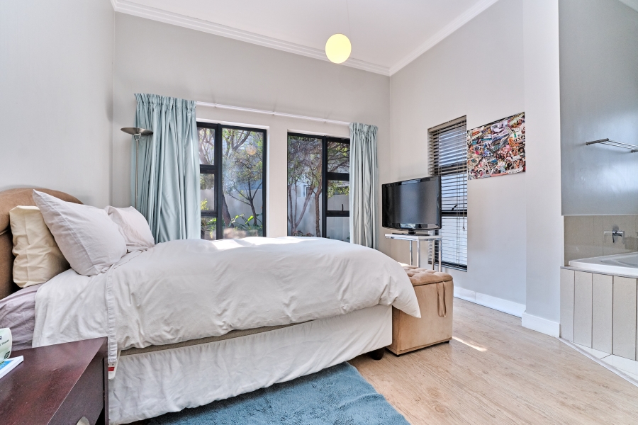To Let 4 Bedroom Property for Rent in Waterfall Country Village Gauteng