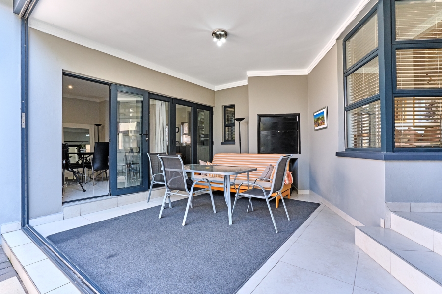 To Let 4 Bedroom Property for Rent in Waterfall Country Village Gauteng