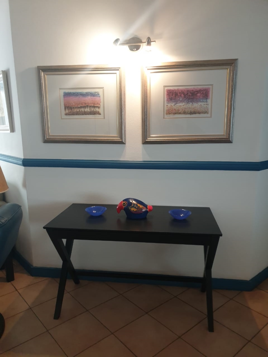 To Let 2 Bedroom Property for Rent in Silver Lakes Golf Estate Gauteng