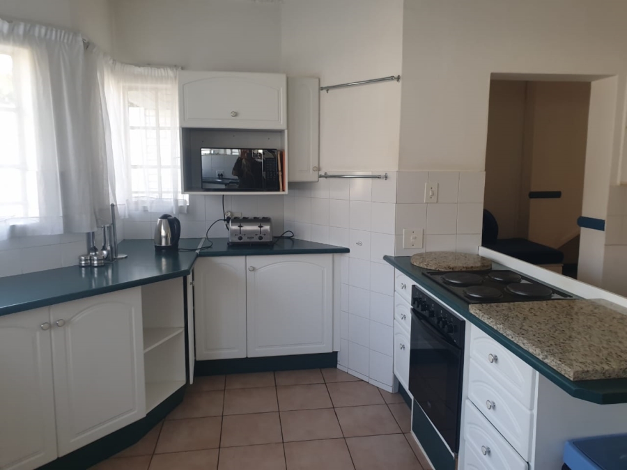 To Let 2 Bedroom Property for Rent in Silver Lakes Golf Estate Gauteng